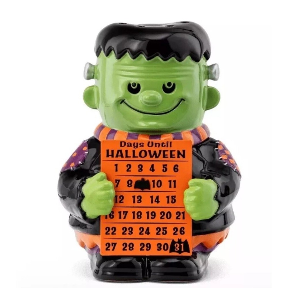 Scentsy Countdown to‎ Halloween Frankenstein Scented Wax Warmer Retired New Box